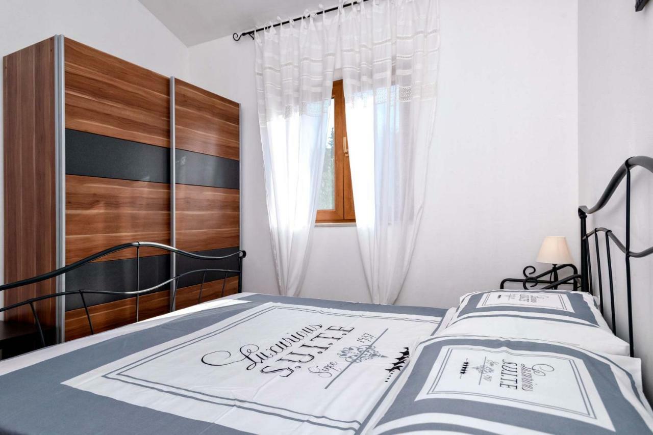 סטארי גראד Apartmani Zlataric מראה חיצוני תמונה